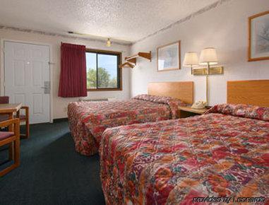 Hotel Super 8 By Wyndham